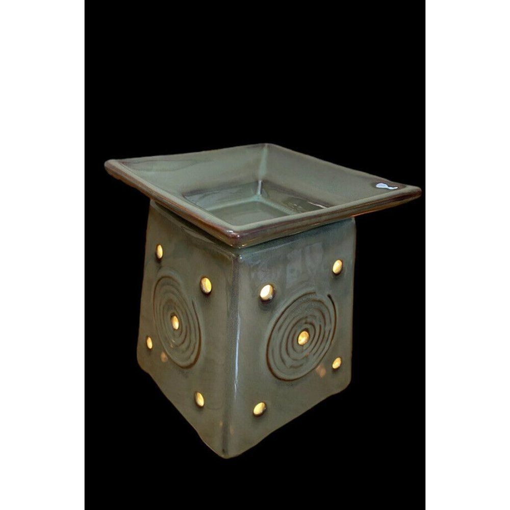 Scentsy Warmer Deluxe SENDAI Green Retired Asian Japanese Oriental Feng Shui